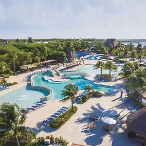 Rezort Bluebay Grand Esmeralda, El Marlyn Azul