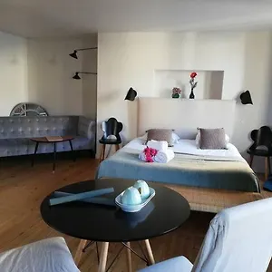 La Tour Grégoire Couette-café Clermont-Ferrand