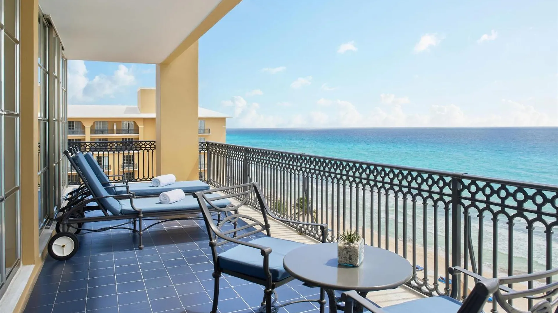 ***** Resort Kempinski Hotel Cancun Mexico